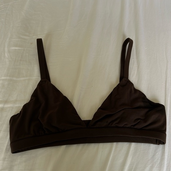 Skims Fits Everybody Triangle Bralette Medium Espresso - Picture 3 of 4